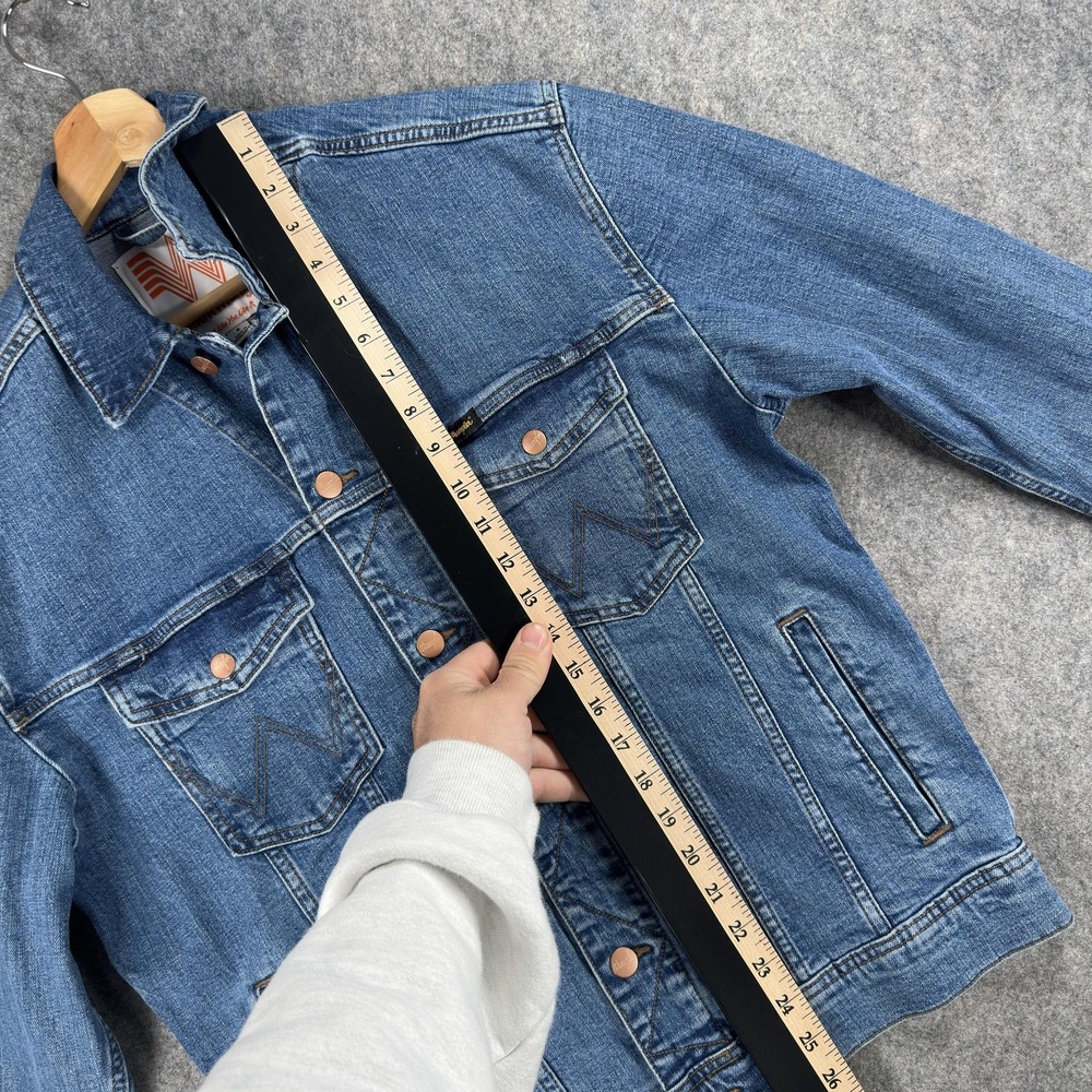 Wrangler x Whataburger Jacket Mens Small Blue Denim Trucker Biker Logo - Picture 8 of 15